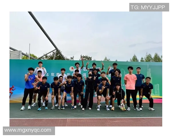 体育人田径俱乐部携手共进助力青少年成长与健康发展